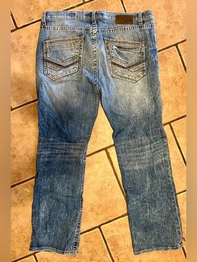 BKE Men’s Medium Blue DEREK BOOTLEG  jeans 36 R